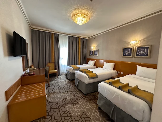 7 Nights 4 star Manchester Umrah Package 2026